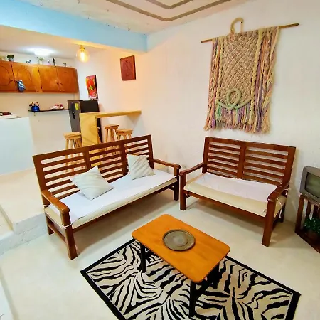 Romo'S Place Apartment